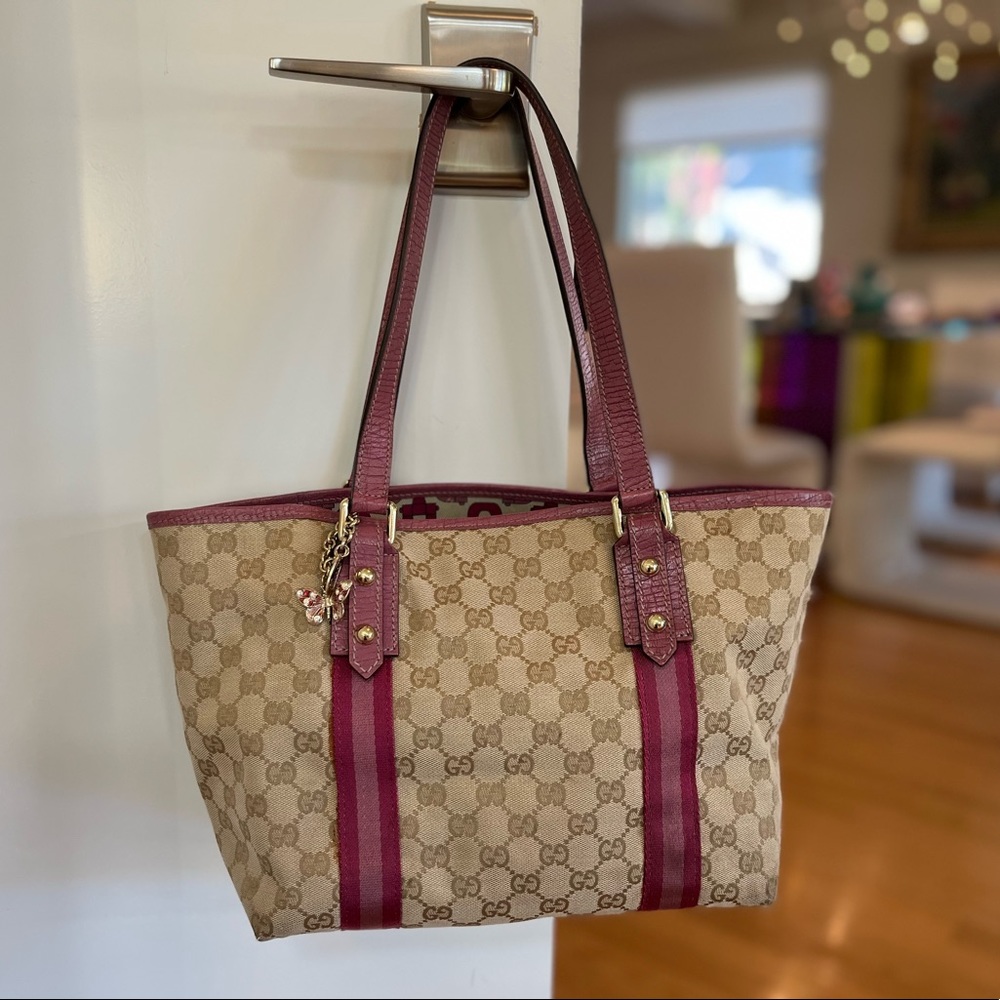 GUCCI LOGO CANVAS TOTE PINK TRIM BUTTERFLY CHARM